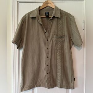 Kuhl 100% Organic Cotton Button Up